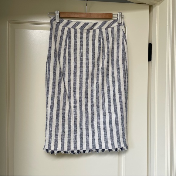 Banana Republic Navy and White Stripe Tweed Pencil Skirt - Picture 2 of 7